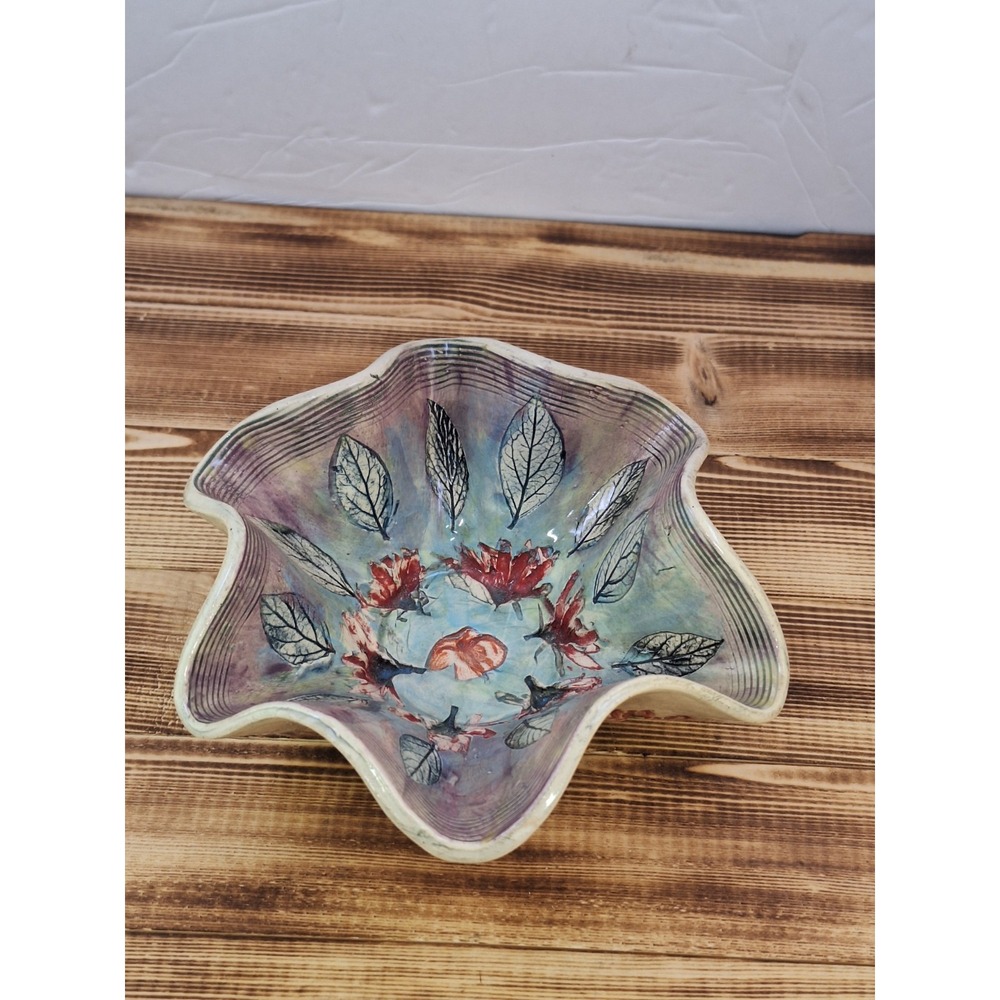 Leaf Design Art Pottery Bowl, Hand-Made Hand-Painted, Ruffled‎ Bowl Sign MA 2012